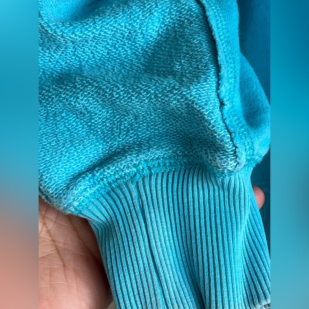Aerie Vacay Every Day V-Neck Sweatshirt in bright blue - Picture 11 of 14
